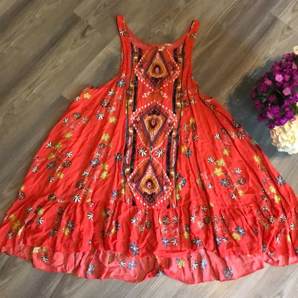 Free People Dresses & Skirts - FREE PEOPLE dress/tunic- gorgeous and LIKE NEW!